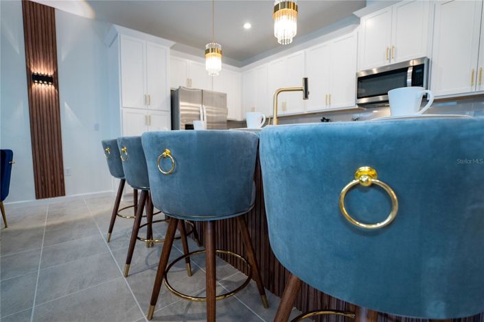 Image No.27-5 Bed Townhouse for sale