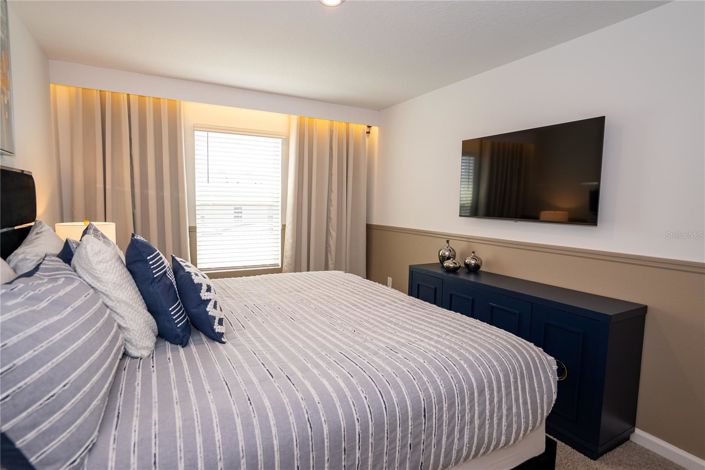 Image No.66-5 Bed Townhouse for sale