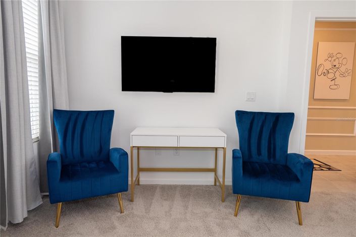 Image No.8-5 Bed Townhouse for sale