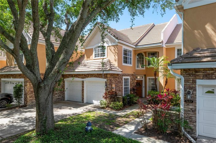 Image No.29-3 Bed Townhouse for sale