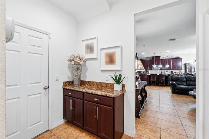 Image No.26-5 Bed House for sale