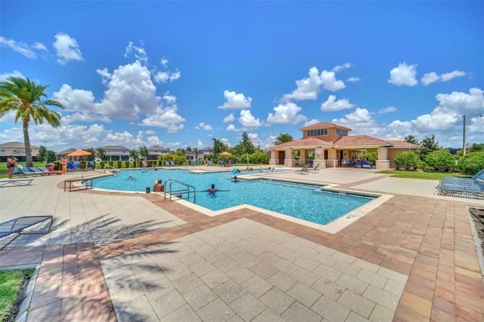 Image No.56-5 Bed House for sale