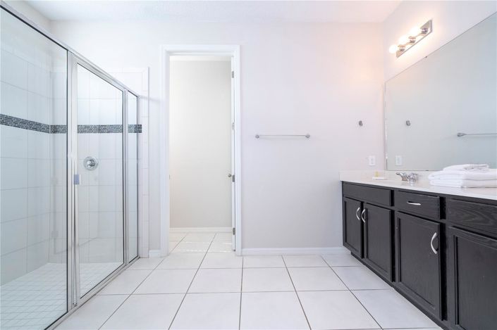 Image No.11-6 Bed House for sale