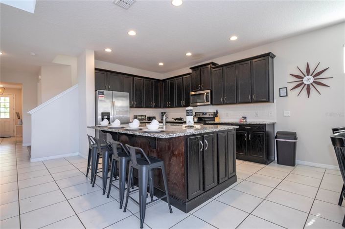 Image No.22-6 Bed House for sale