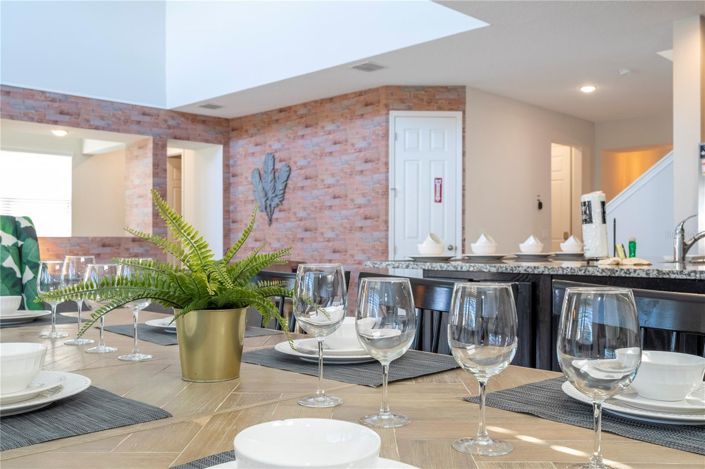 Image No.27-6 Bed House for sale