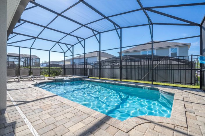 Image No.41-6 Bed House for sale