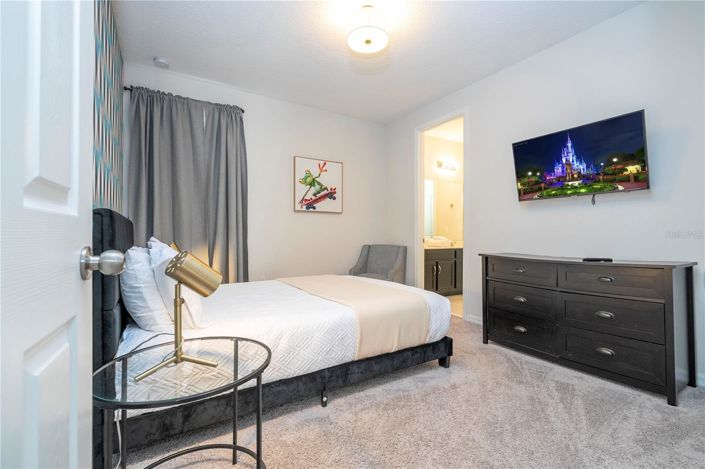 Image No.60-6 Bed House for sale