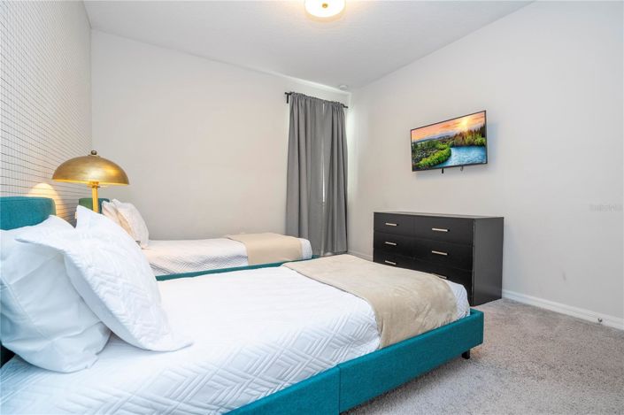 Image No.70-6 Bed House for sale