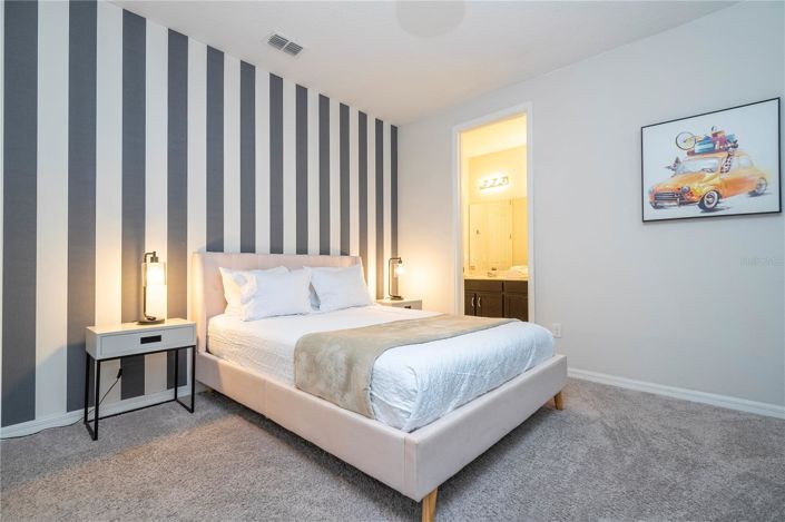 Image No.77-6 Bed House for sale