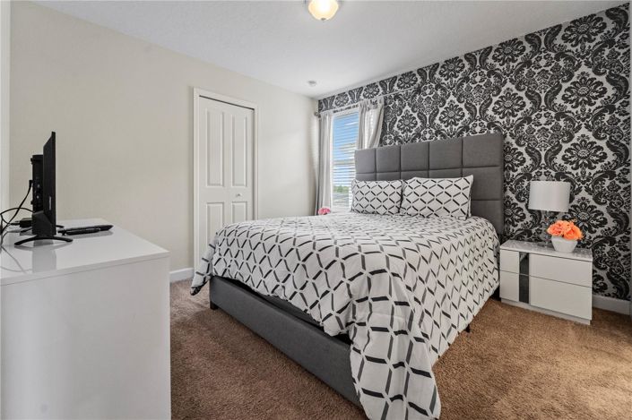 Image No.14-6 Bed House for sale