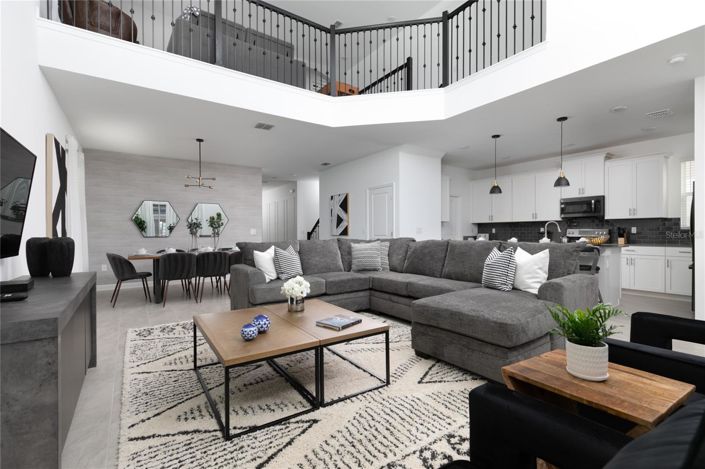 Image No.3-5 Bed Townhouse for sale