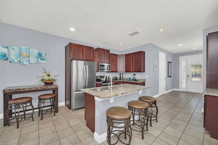 Image No.15-8 Bed House for sale