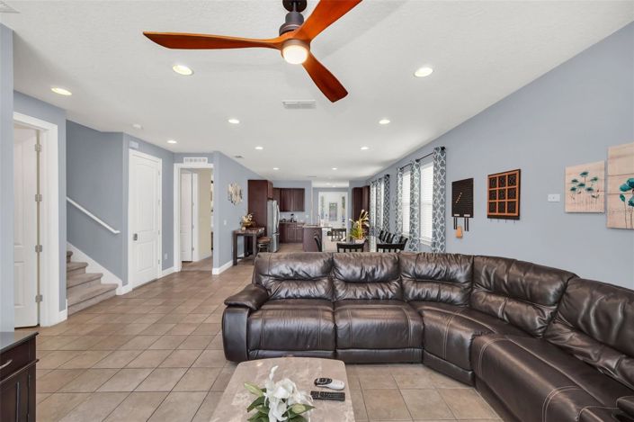 Image No.26-8 Bed House for sale