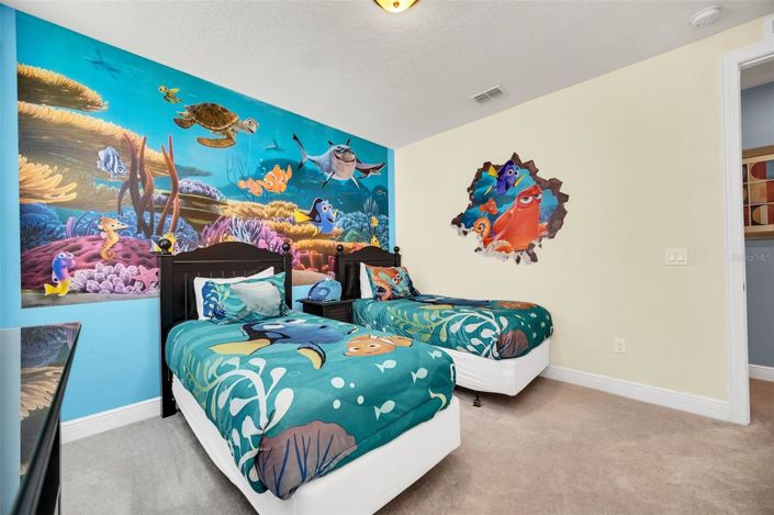 Image No.54-8 Bed House for sale