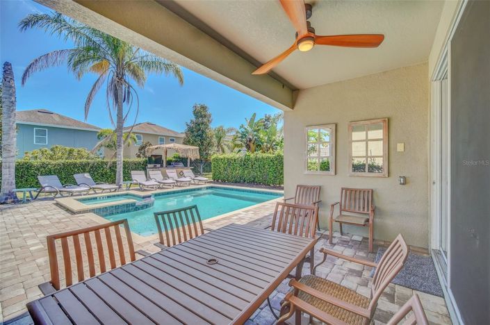 Image No.61-8 Bed House for sale