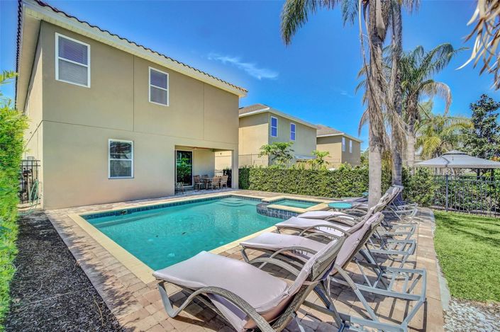 Image No.66-8 Bed House for sale