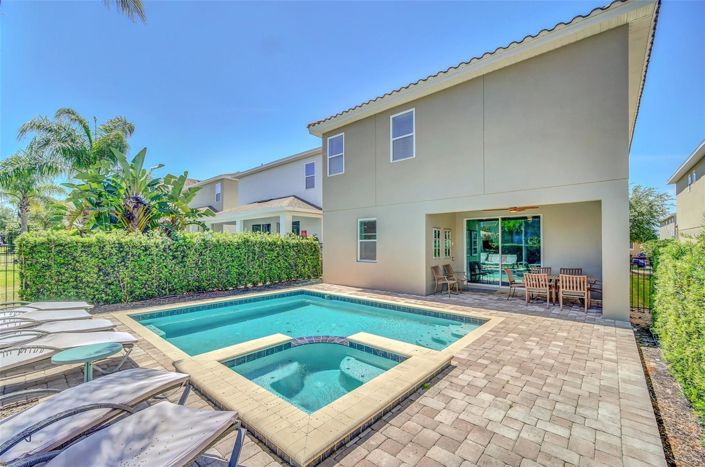 Image No.67-8 Bed House for sale