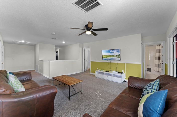 Image No.34-8 Bed House for sale