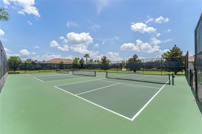 Image No.86-8 Bed House for sale