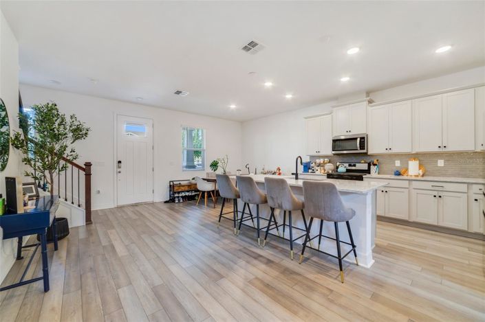 Image No.5-3 Bed Townhouse for sale