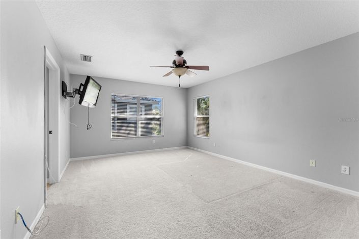 Image No.19-4 Bed House for sale