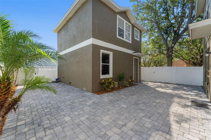 Image No.31-4 Bed House for sale