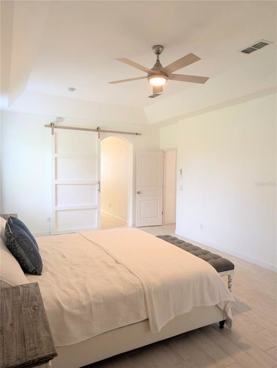 Image No.28-4 Bed House for sale