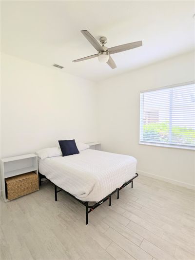 Image No.42-4 Bed House for sale