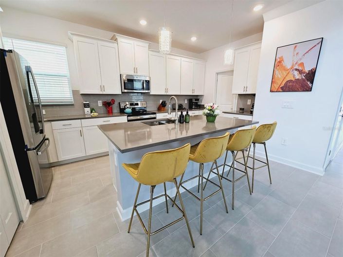 Image No.13-5 Bed House for sale