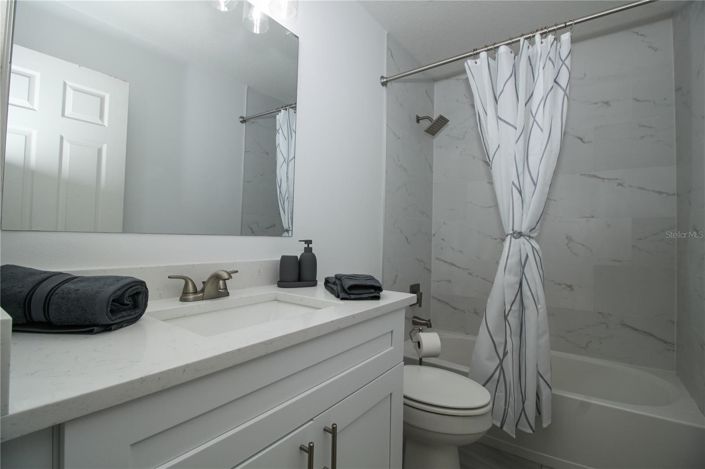 Image No.26-5 Bed House for sale