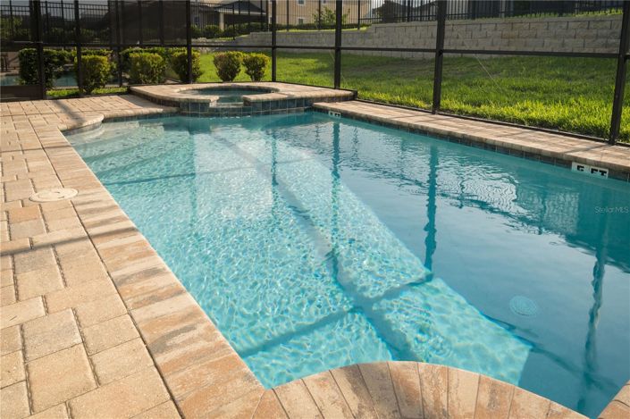 Image No.52-6 Bed House for sale