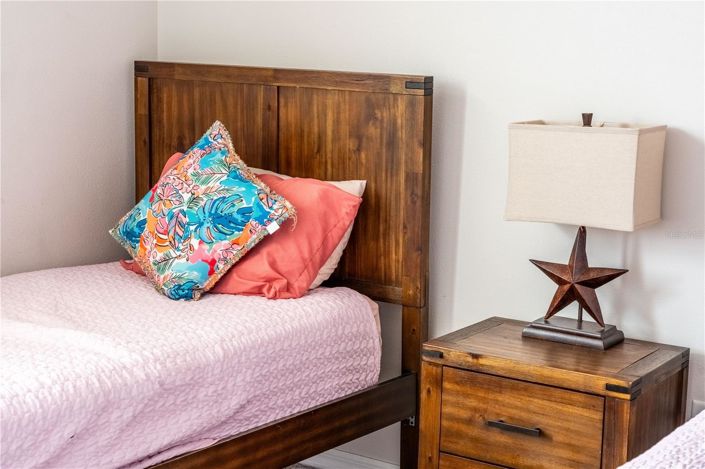 Image No.79-6 Bed House for sale