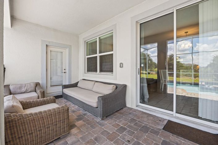 Image No.35-6 Bed House for sale