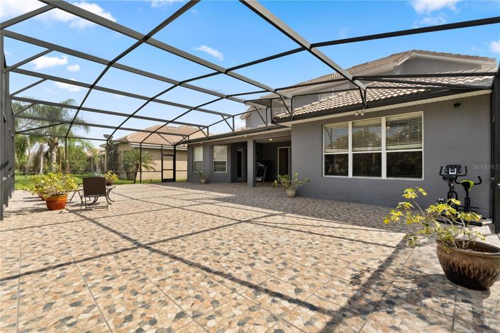 Image No.31-6 Bed House for sale