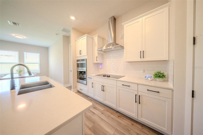 Image No.14-3 Bed House for sale