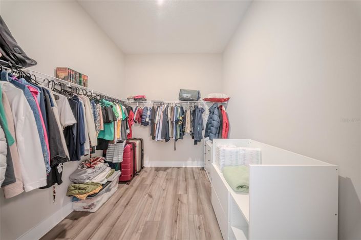 Image No.34-3 Bed House for sale