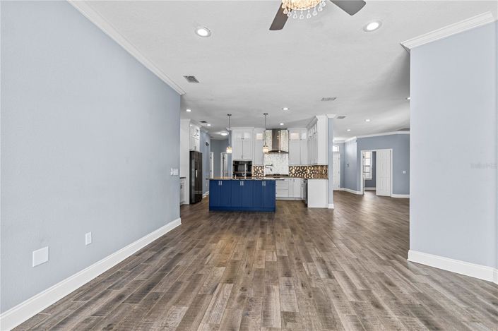 Image No.26-4 Bed House for sale