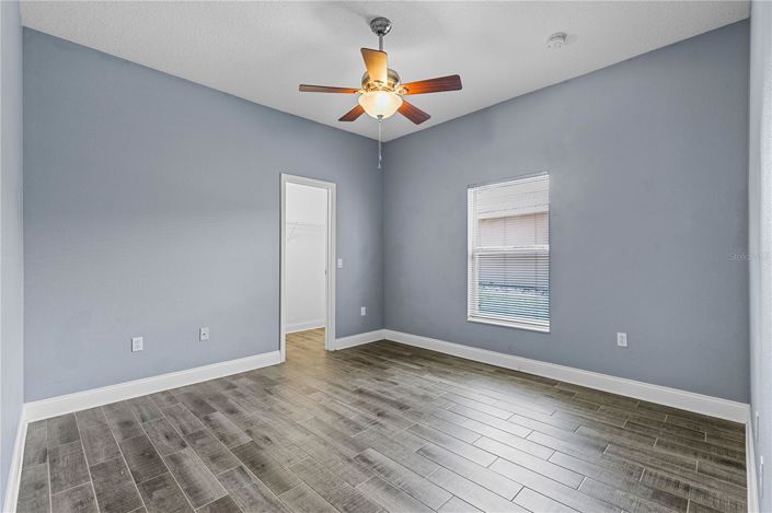 Image No.30-4 Bed House for sale