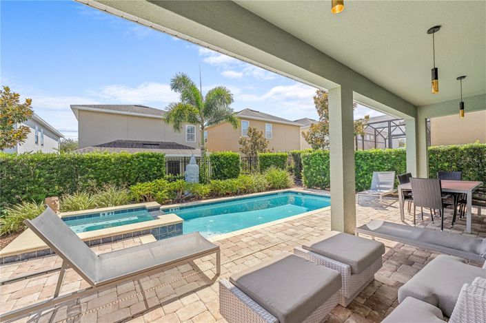 Image No.22-5 Bed House for sale