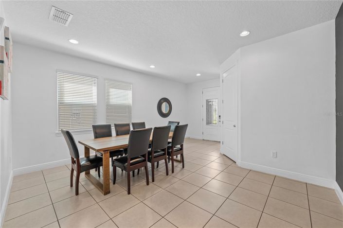 Image No.7-5 Bed House for sale