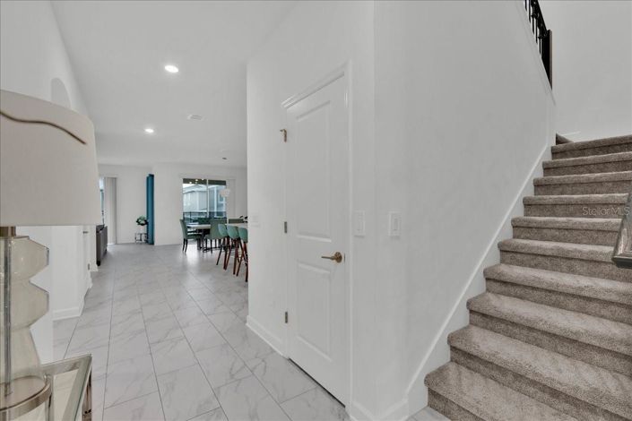 Image No.10-6 Bed House for sale