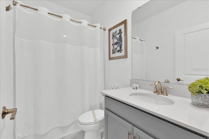 Image No.15-6 Bed House for sale