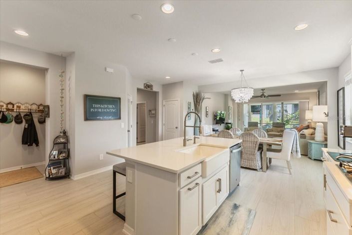 Image No.10-4 Bed House for sale