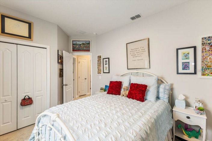 Image No.19-4 Bed House for sale