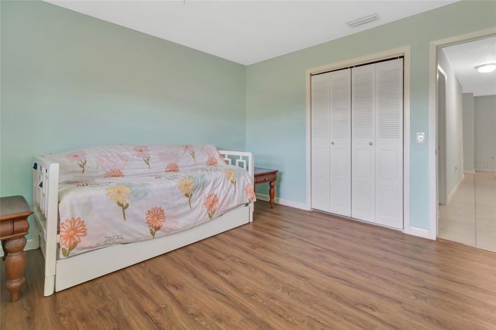 Image No.30-3 Bed House for sale