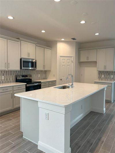 Image No.4-5 Bed House for sale