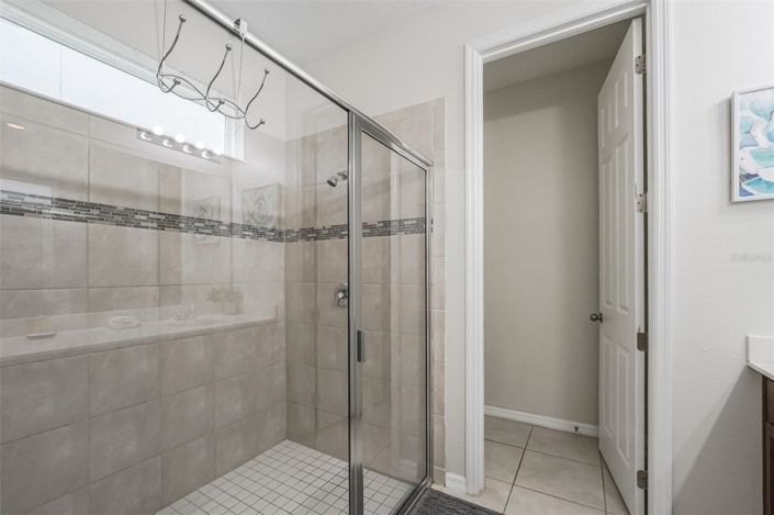 Image No.22-7 Bed House for sale