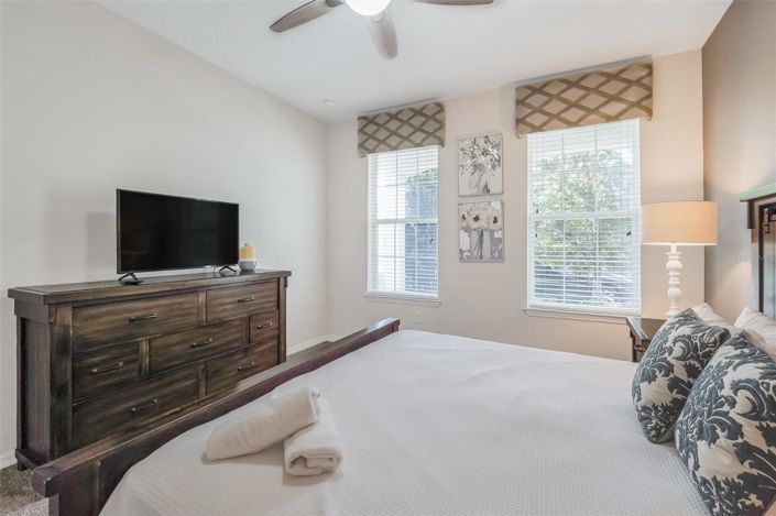 Image No.5-7 Bed House for sale