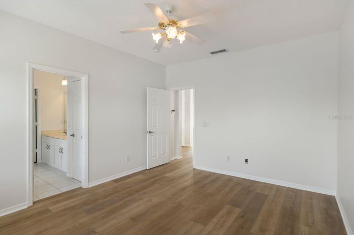 Image No.10-3 Bed House for sale