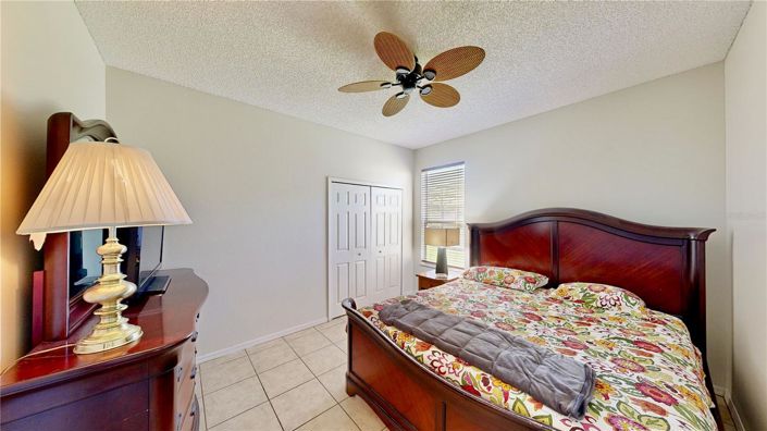 Image No.10-7 Bed House for sale